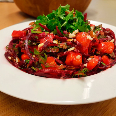 Creamy Fruity Beetroot Spaghetti